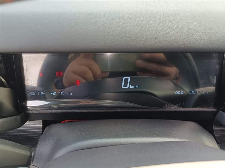 Фото 12 - Chery iCar 03