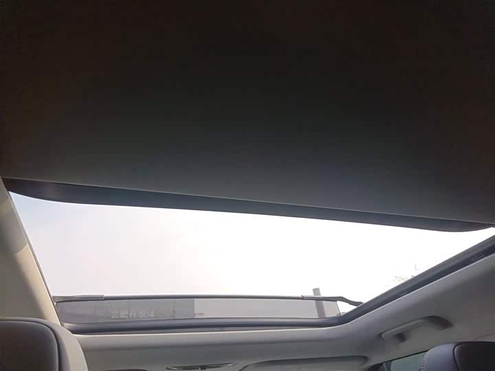 Фото 18 - Chery iCar 03