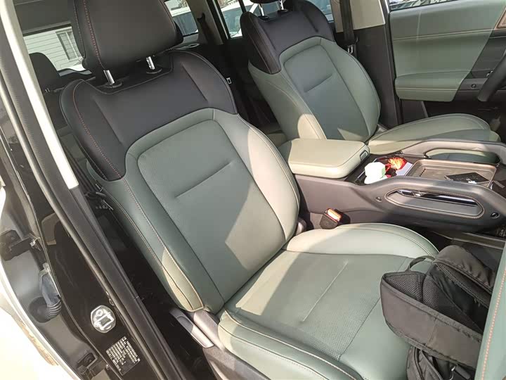 Фото 25 - Chery iCar 03