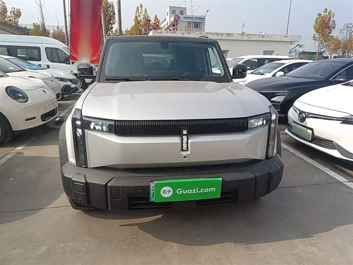 Фото 3 - Chery iCar 03