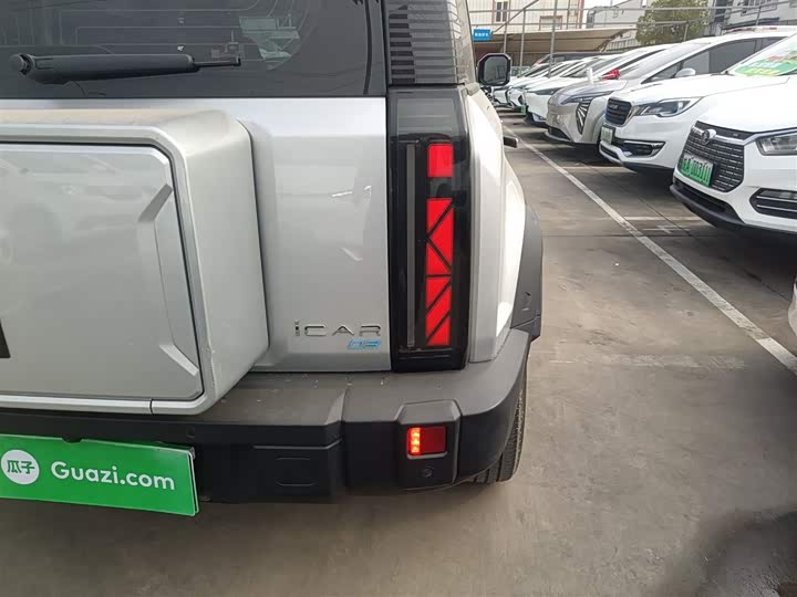 Фото 8 - Chery iCar 03