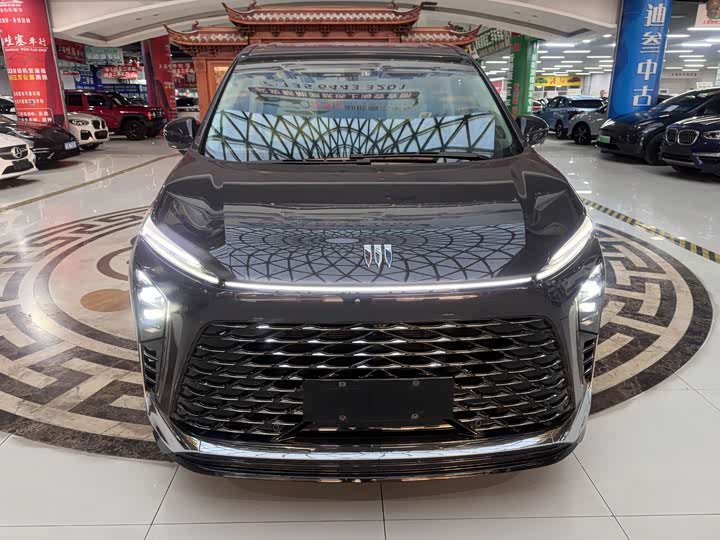 Фото 2 - Buick GL8 Hybrid