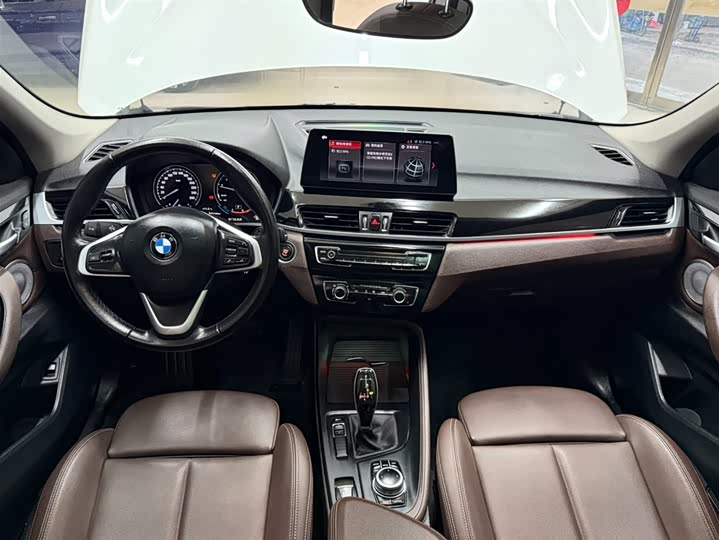 Фото 20 - BMW X1