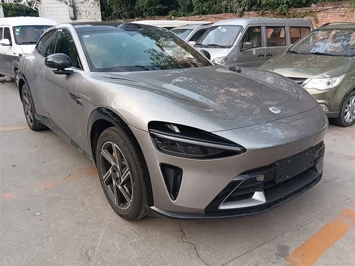 Фото 4 - Xiaomi YU7