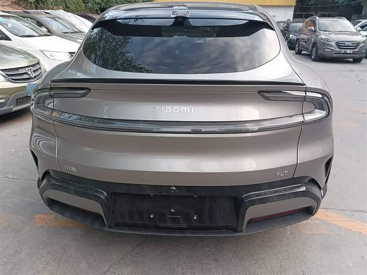 Фото 6 - Xiaomi YU7