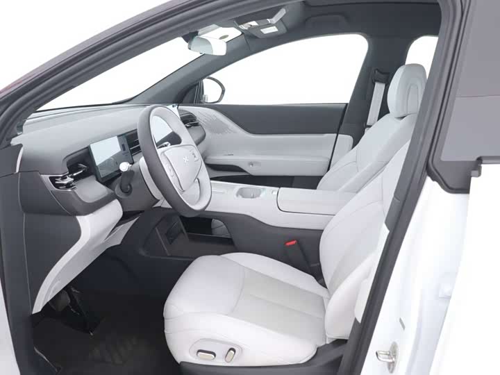 Фото 10 - XPeng G6