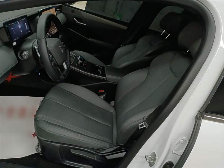 Фото 15 - BYD Qin Plus