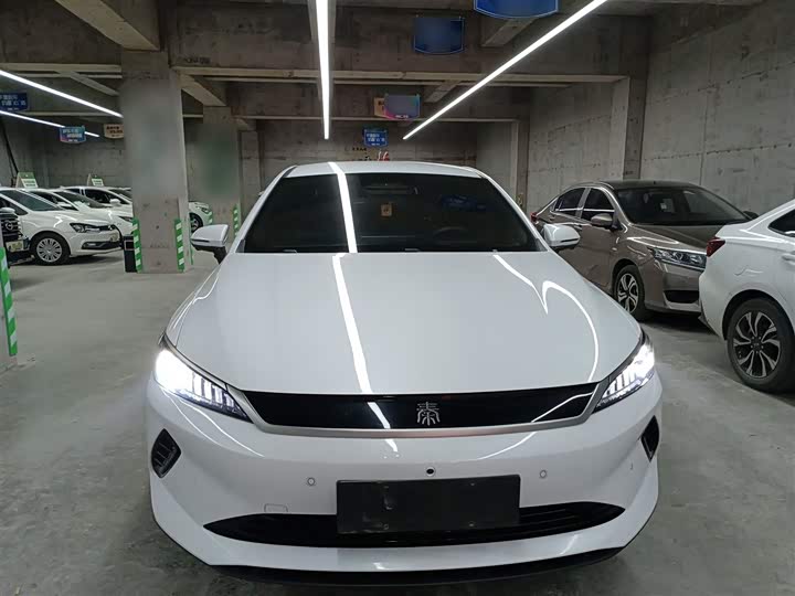 Фото 3 - BYD Qin Plus