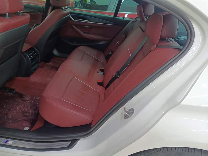 Фото 15 - BMW 5 Series Hybrid