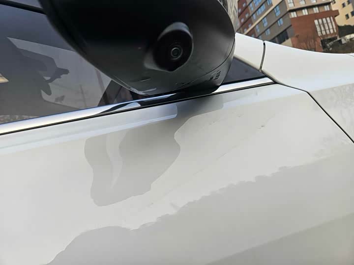 Фото 18 - Roewe i5