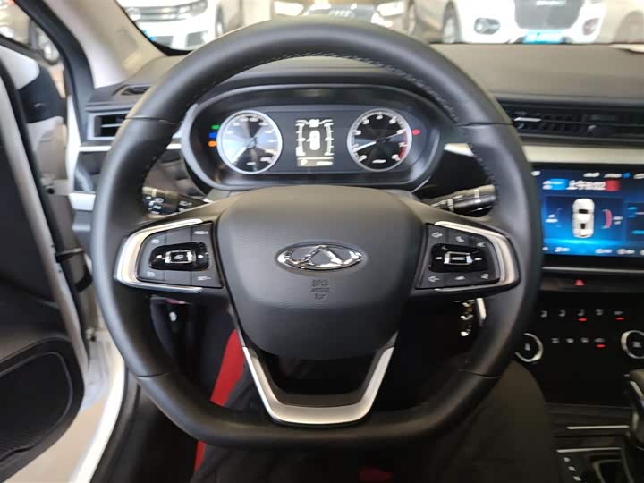 Фото 11 - Chery Arrizo 5