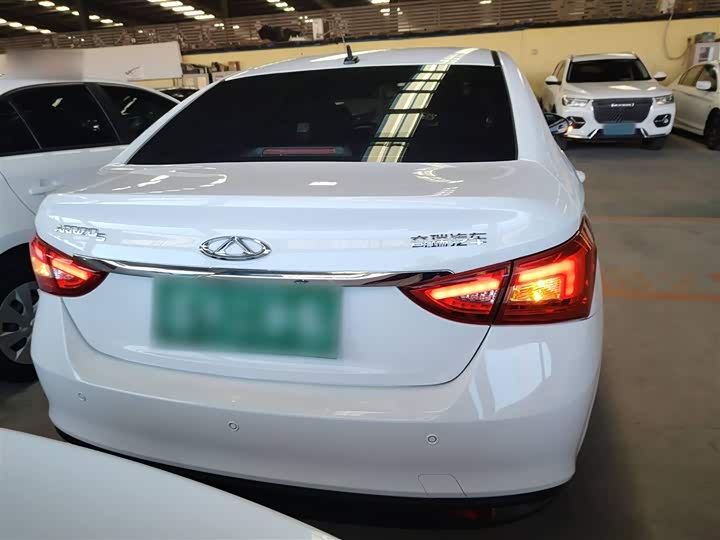 Фото 6 - Chery Arrizo 5