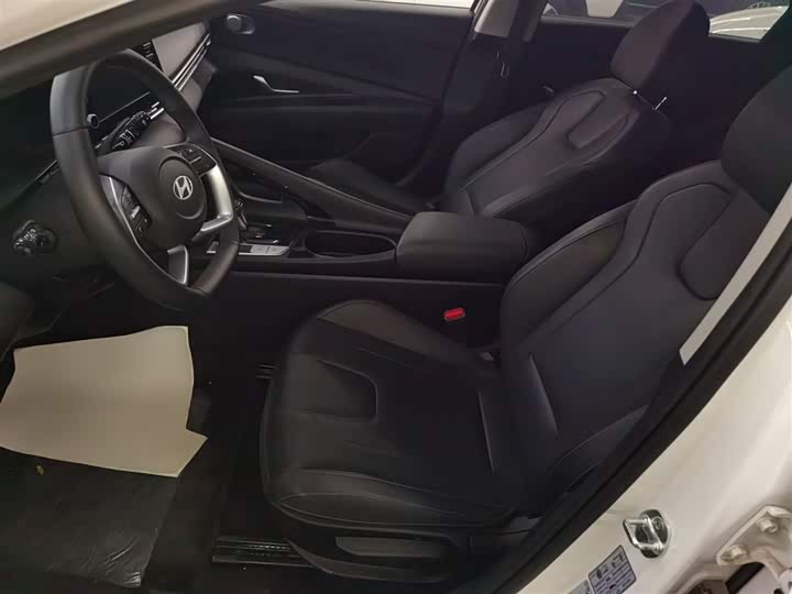 Фото 15 - Hyundai Elantra N line