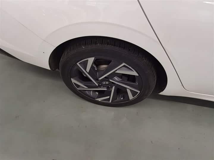 Фото 26 - Hyundai Elantra N line