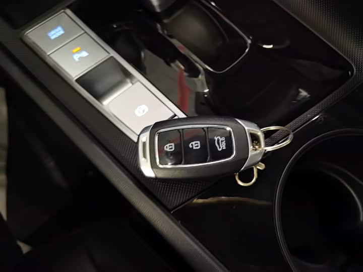 Фото 9 - Hyundai Elantra N line