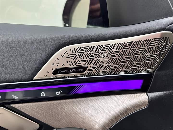 Фото 15 - BMW 5 Series