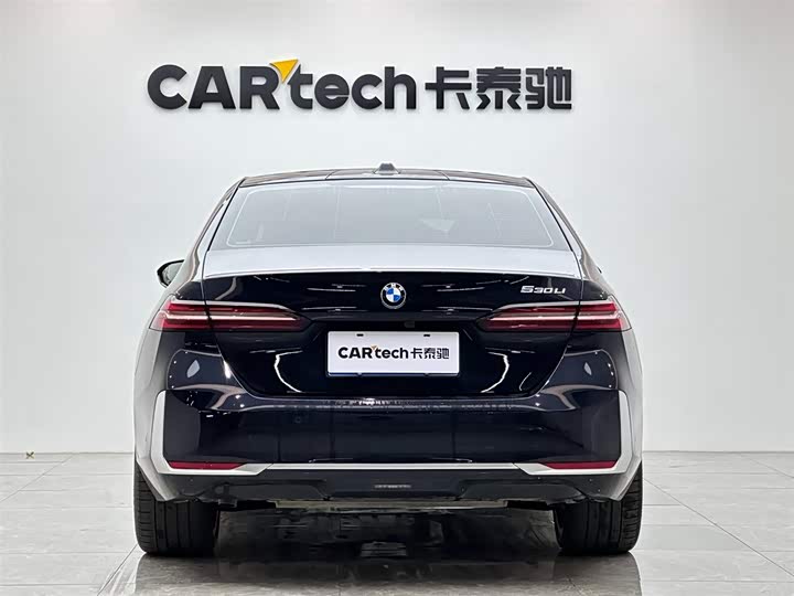 Фото 4 - BMW 5 Series