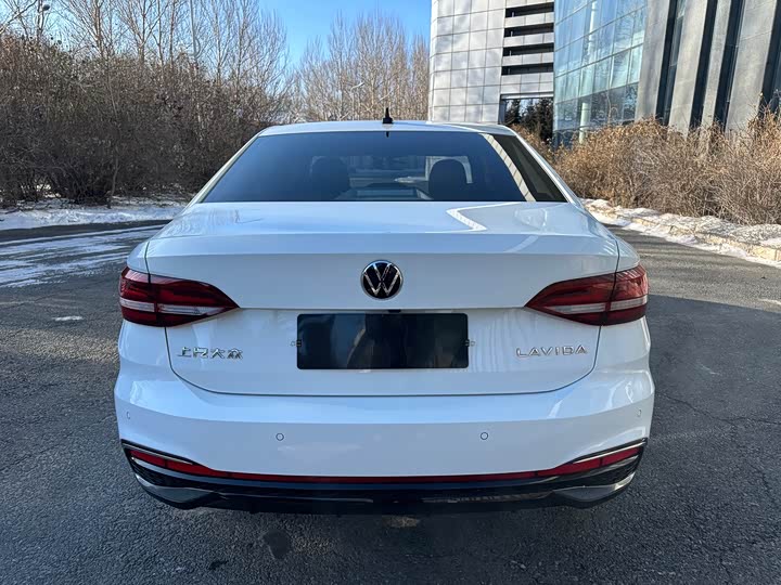 Фото 18 - Volkswagen Lavida