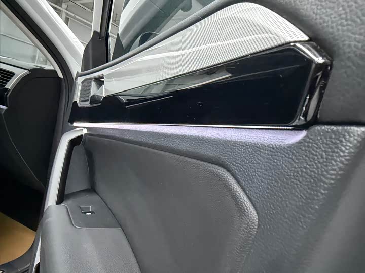 Фото 12 - Volkswagen Tayron