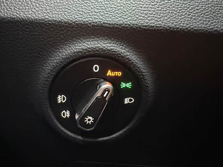 Фото 15 - Volkswagen Tayron