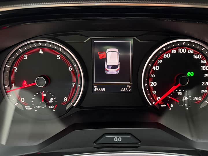 Фото 18 - Volkswagen Tayron