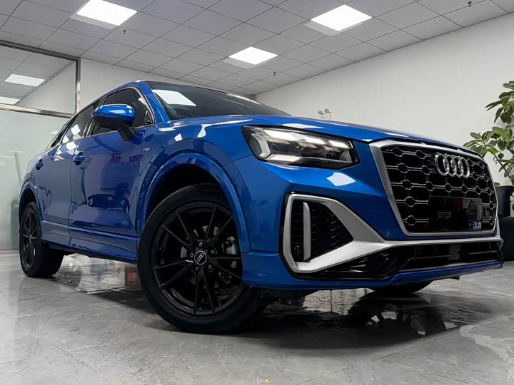 Фото 3 - Audi Q2L
