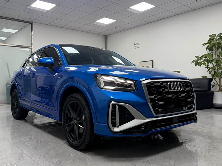 Фото 5 - Audi Q2L