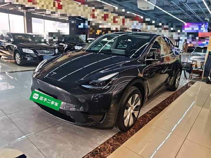 Фото 2 - Tesla Model Y