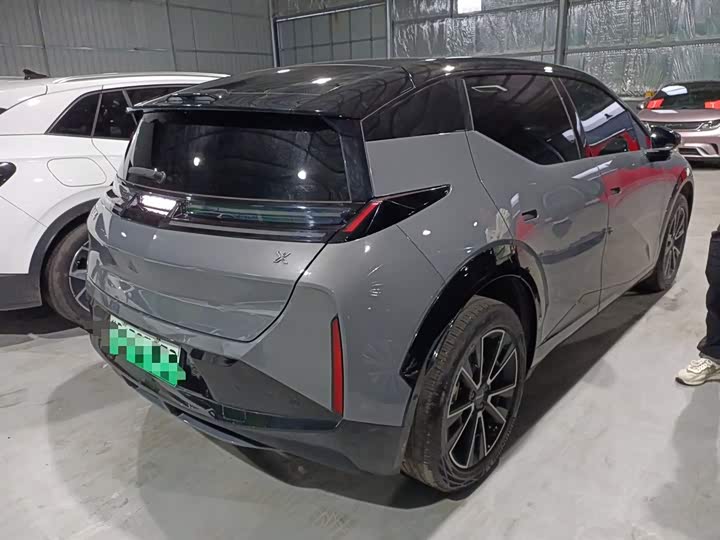 Фото 7 - Zeekr X