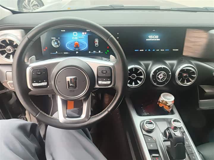 Фото 10 - Tank 300