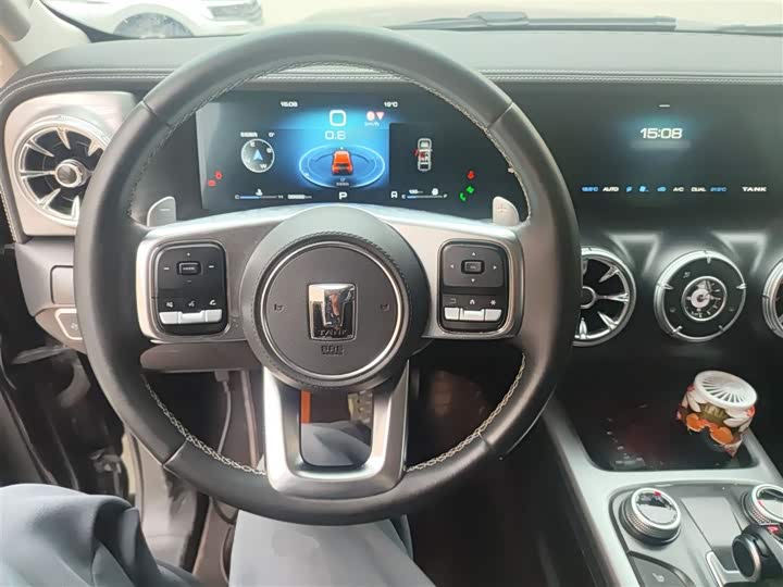 Фото 11 - Tank 300