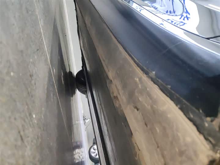 Фото 21 - Tesla Model 3