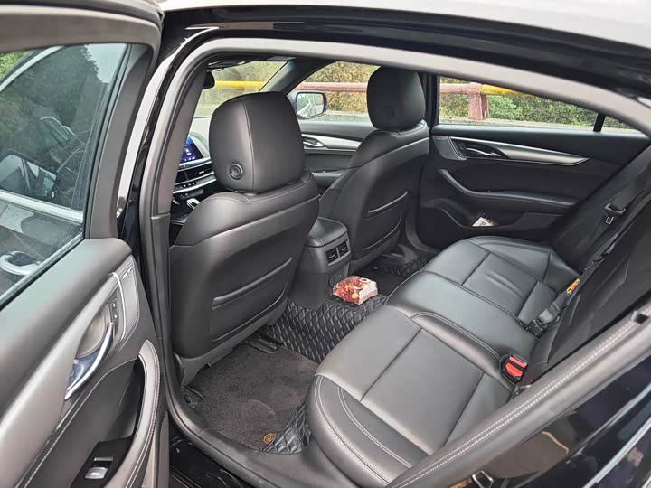 Фото 4 - Cadillac CT5