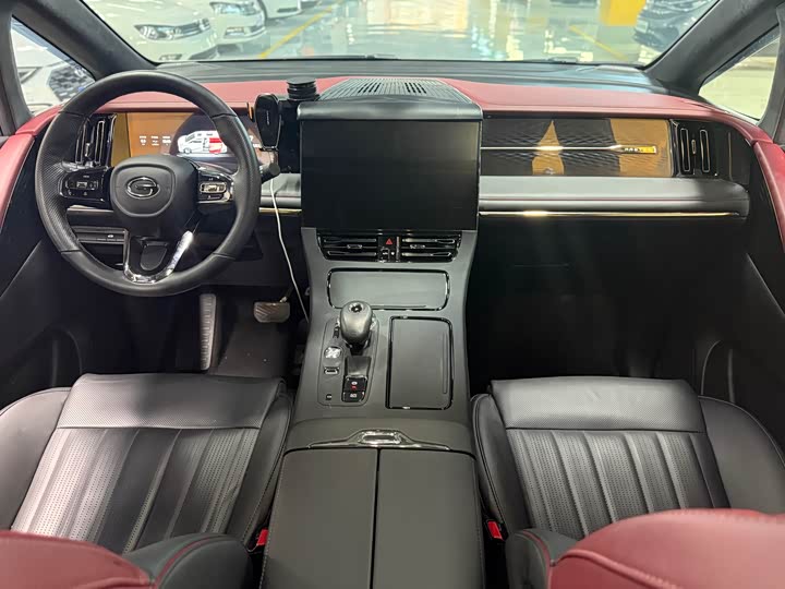 Фото 12 - GAC Trumpchi M8