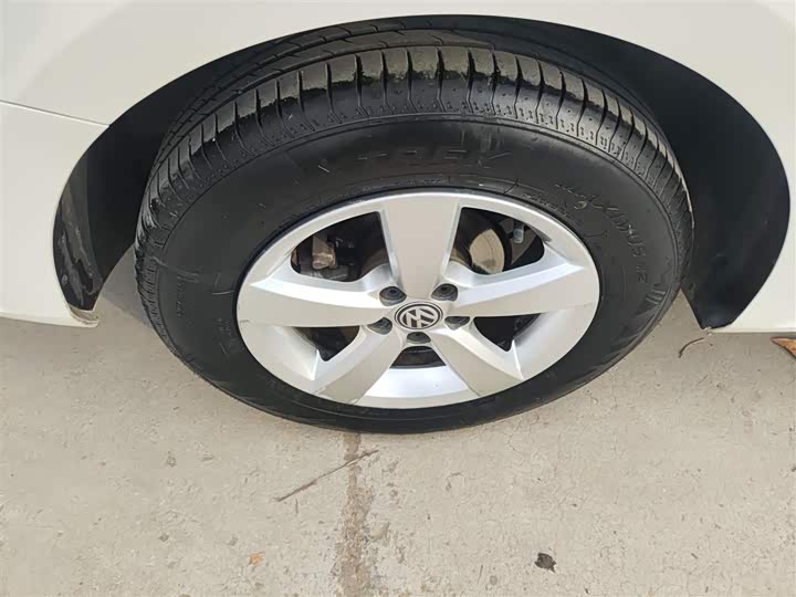 Фото 26 - Volkswagen Lavida