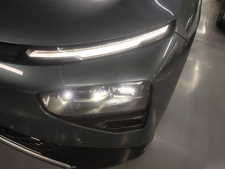 Фото 15 - XPeng G9