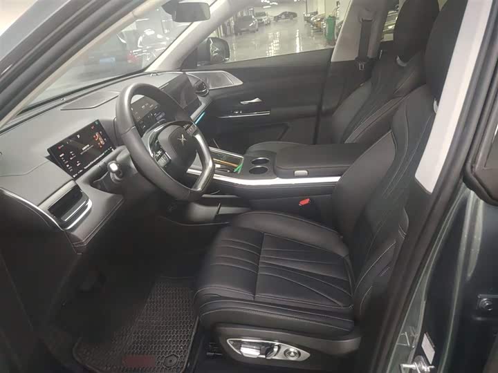 Фото 7 - XPeng G9