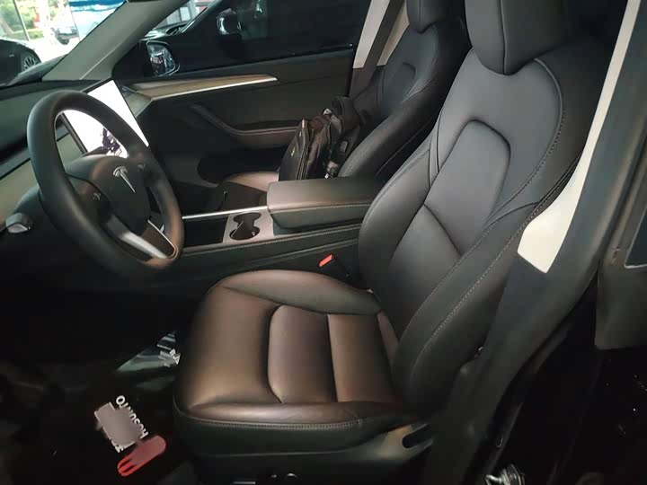 Фото 7 - Tesla Model Y