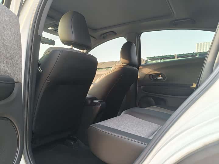 Фото 5 - Honda XR-V