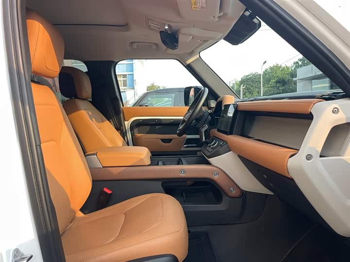 Фото 4 - Land Rover Defender