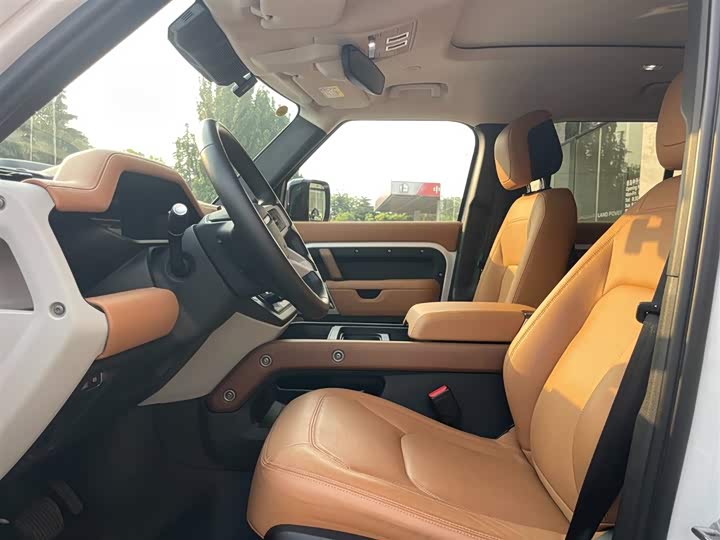 Фото 6 - Land Rover Defender