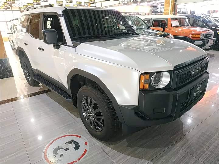 Фото 4 - Toyota Prado