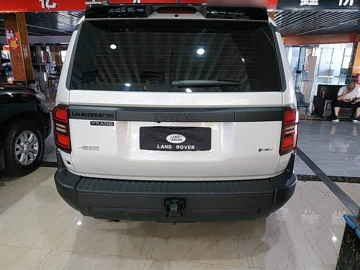 Фото 6 - Toyota Prado