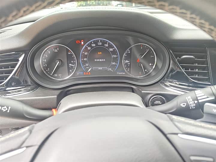 Фото 4 - Buick Regal