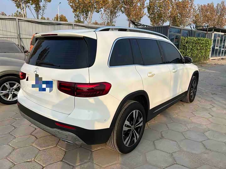 Фото 6 - Mercedes-Benz GLB-Class