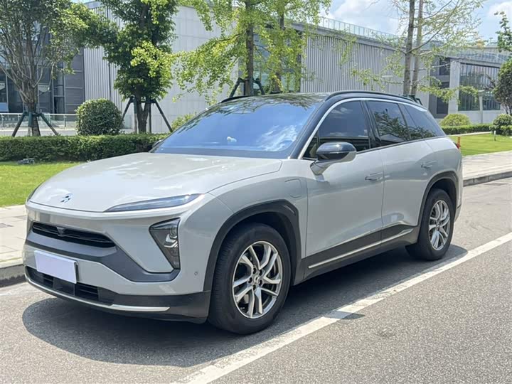 Фото 3 - Nio ES6
