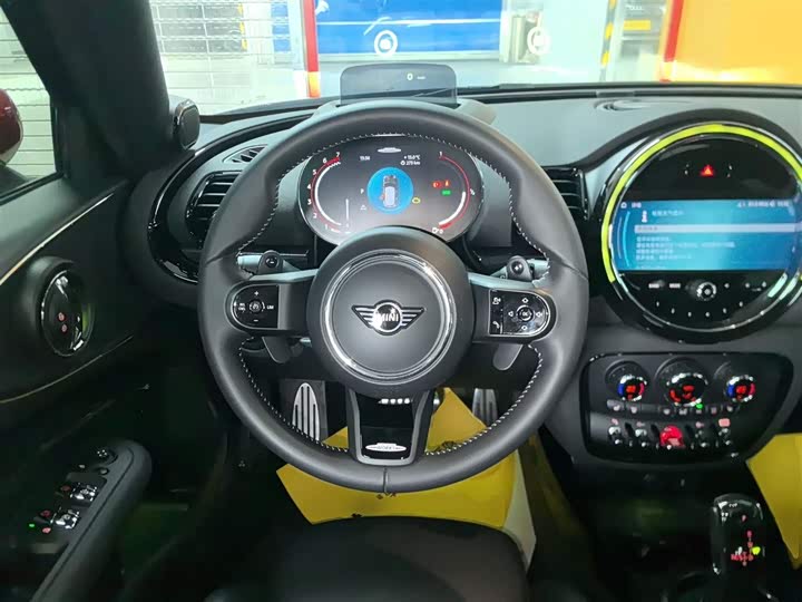 Фото 3 - Mini Clubman JCW