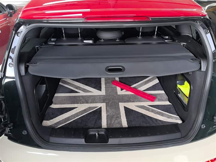 Фото 9 - Mini Clubman JCW