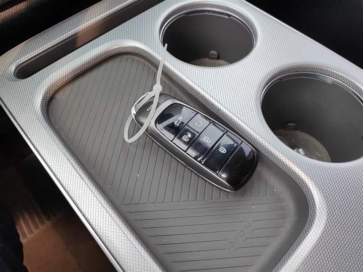 Фото 9 - GAC Aion Y