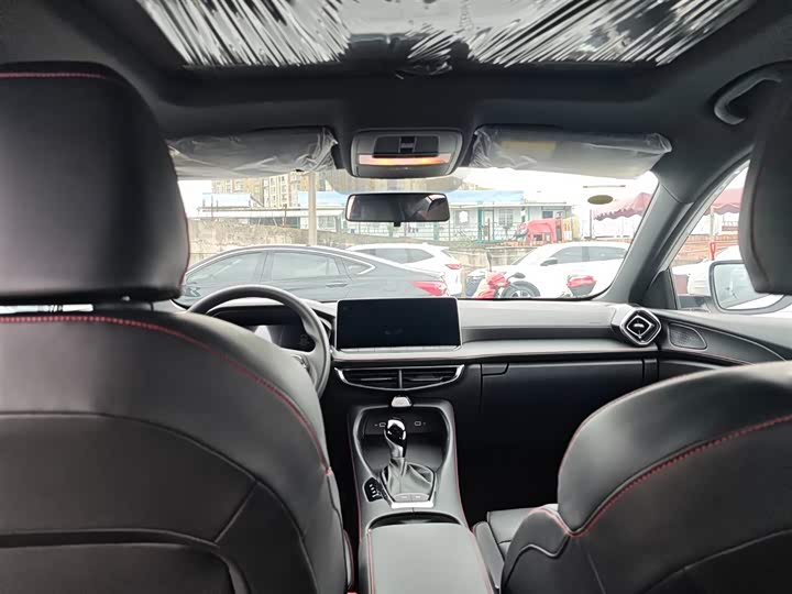 Фото 10 - MG Motor 5